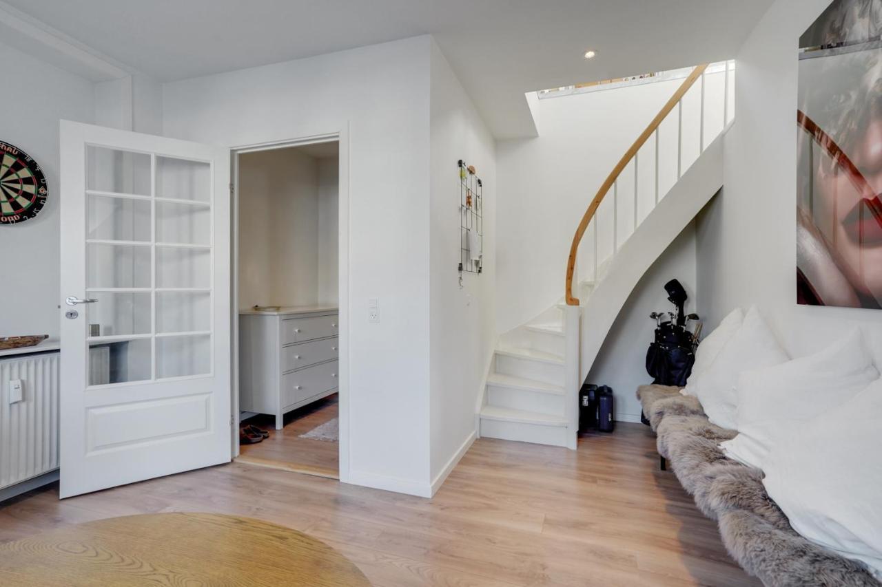 Bath Tub Penthouse In The City آلبورغ المظهر الخارجي الصورة
