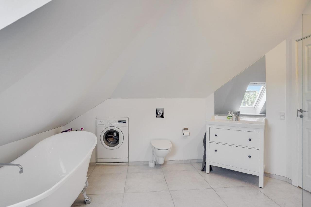 Bath Tub Penthouse In The City آلبورغ المظهر الخارجي الصورة